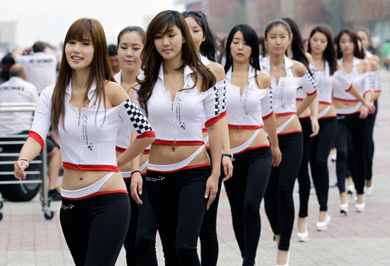 Korean Formula One race queens 2010