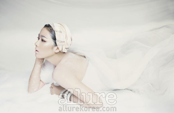 Son Ye Jin is Allure Snow Queen