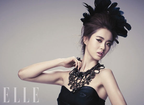 Actress Go Ara on Elle magazine » AsianCeleb
