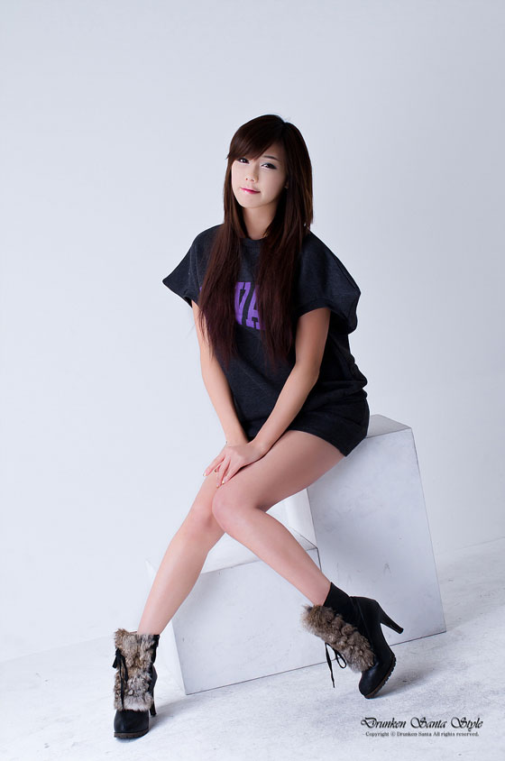 Model Kim Ha Yul in Harvard T » AsianCeleb