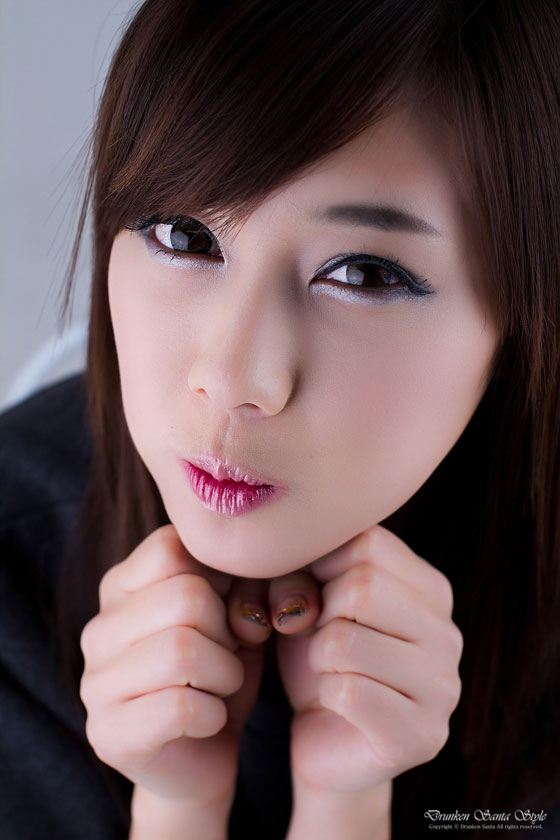 Model Kim Ha Yul in Harvard T » AsianCeleb