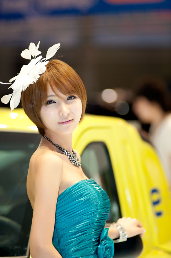 Model Jang Jung Eun at Seoul Motor Show 2011 » AsianCeleb