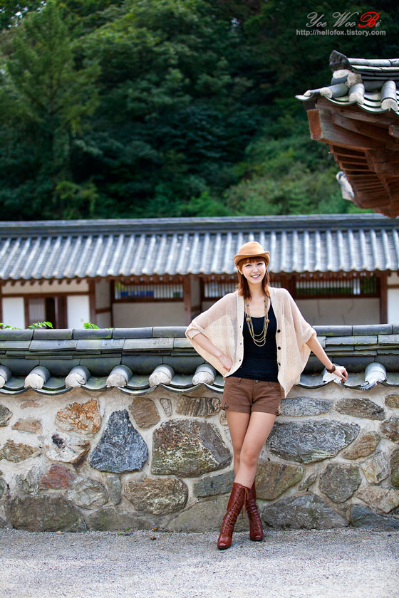 Model Kang Yui  in a traditional Korean village » AsianCeleb