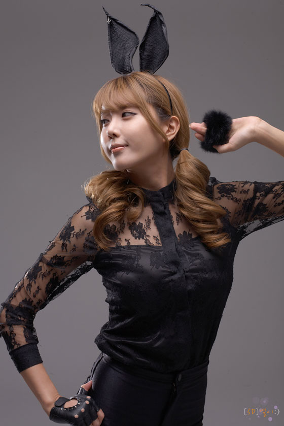 Cute Model Heo Yoon Mi in Sexy Bunny Costume » AsianCeleb