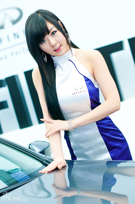 Hwang Mi Hee Infiniti G Racing