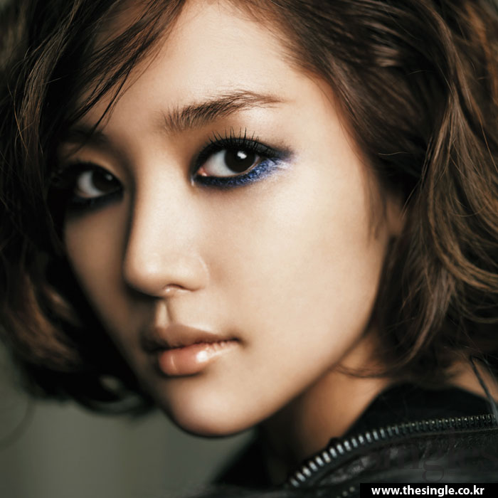 Park Min Young Singles Magazine