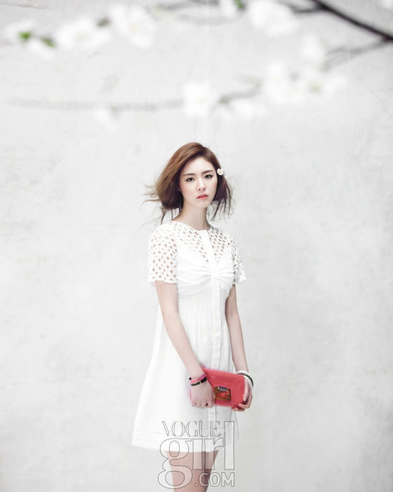 Lee Yeon Hee Korean Vogue Girl