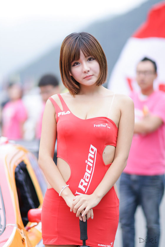 Ryu Ji Hye CJ Super Race 2012