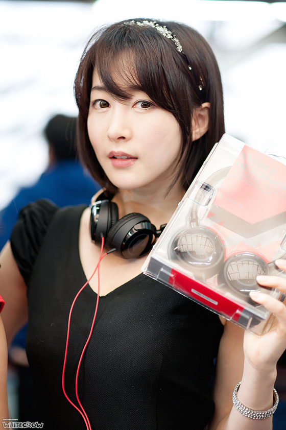 Lee Gana Korean Festival of Headphone and Mobile