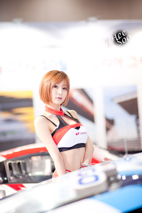 Park Soo Yu Seoul Motor Show 2013