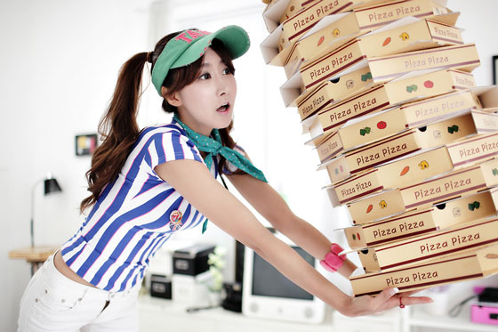 Korean pizza girl Park Hyun Sun
