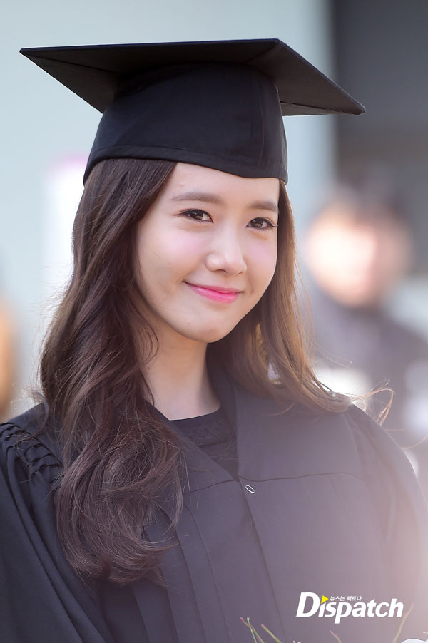 Girls Generation Yoona university graduation